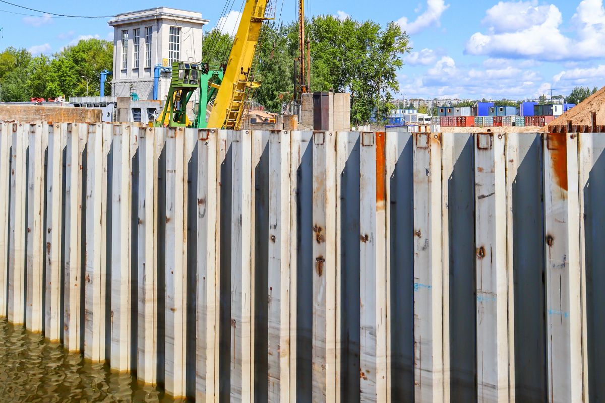 installed sheet pile providing ground stabilization