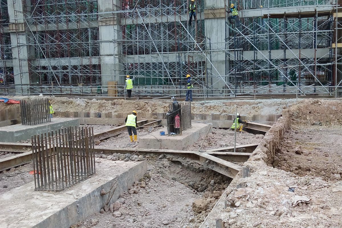What Type of Sheet Piles Are Best for Bridge and Port Construction