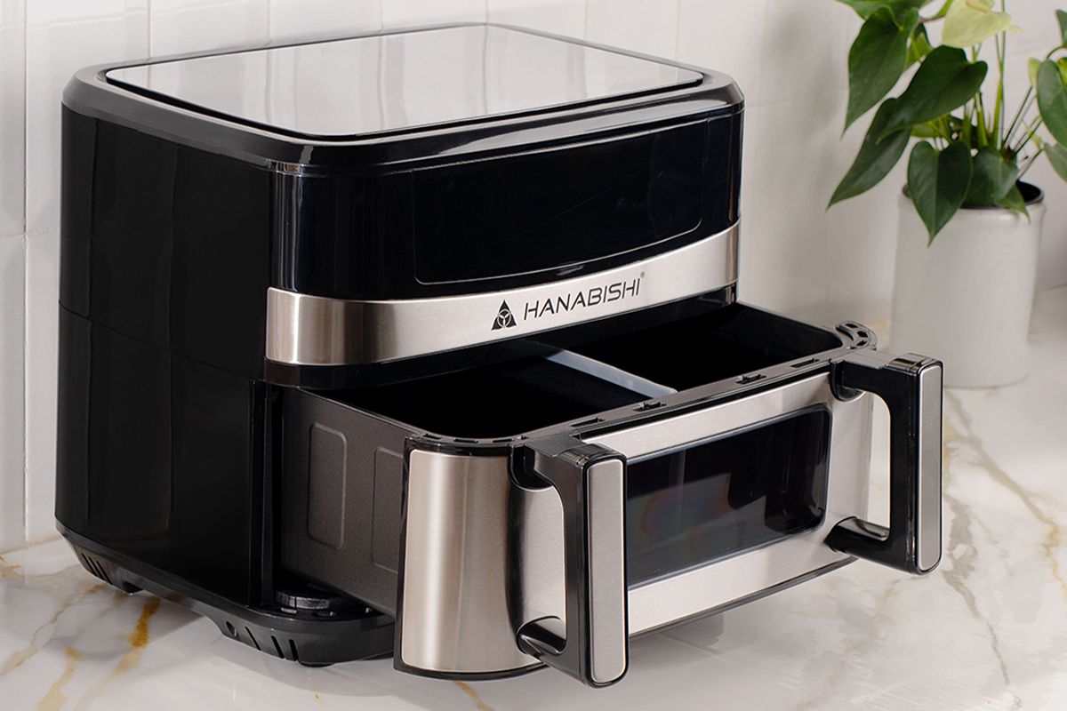Hanabishi air fryer with pull-out basket on a kitchen countertop