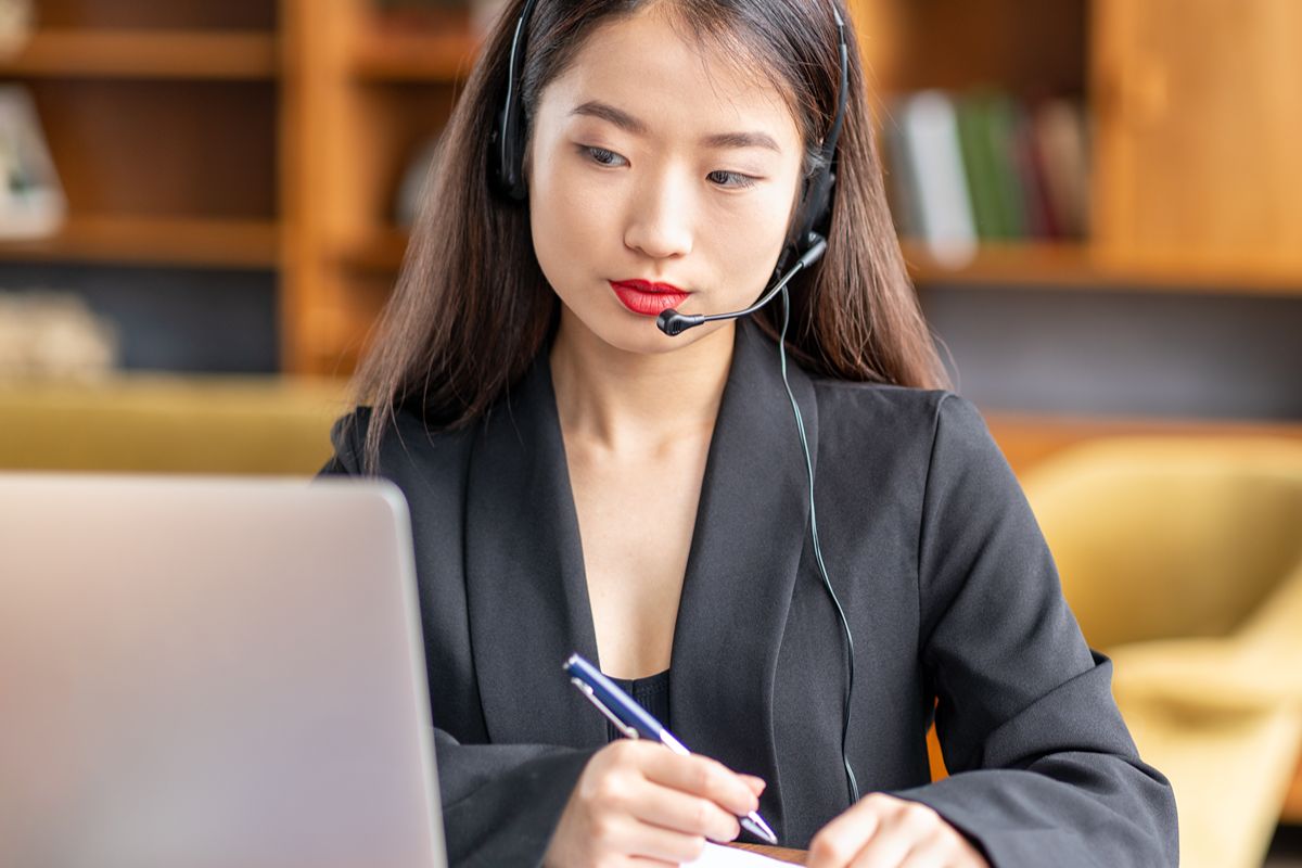 Types of Businesses That Use Virtual Assistants