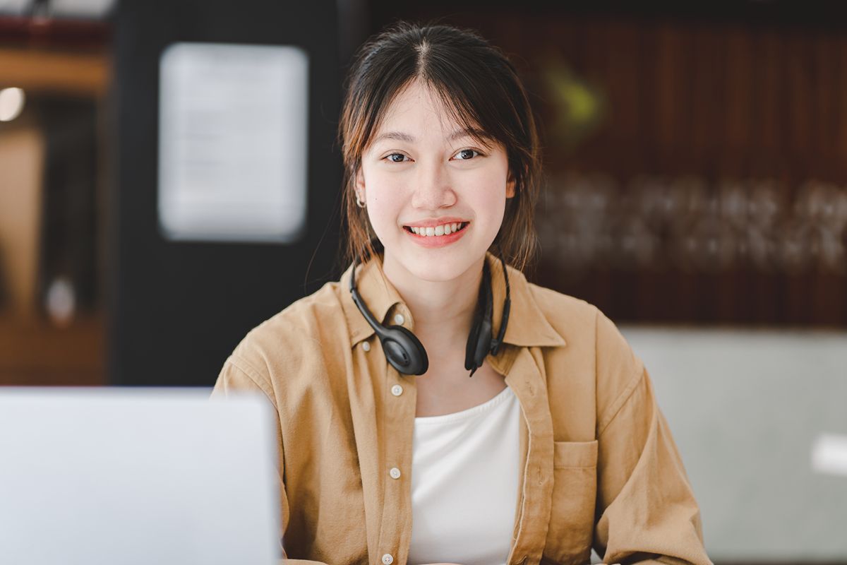 Prospective medical virtual assistant working online while learning clinic admin responsibilities and workflows